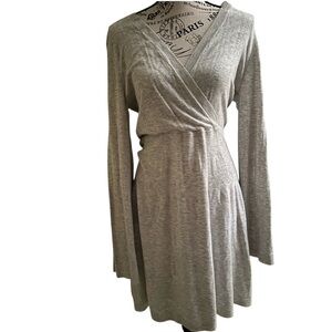 NWT American Eagle Grey Casual Lightweight Sweater V Neck Dress - Size Medium